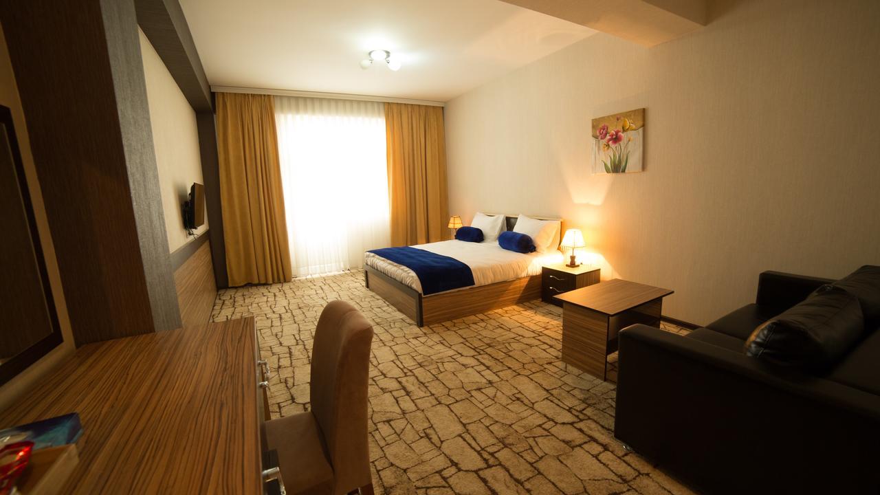 New City Hotel Masazir Exteriör bild